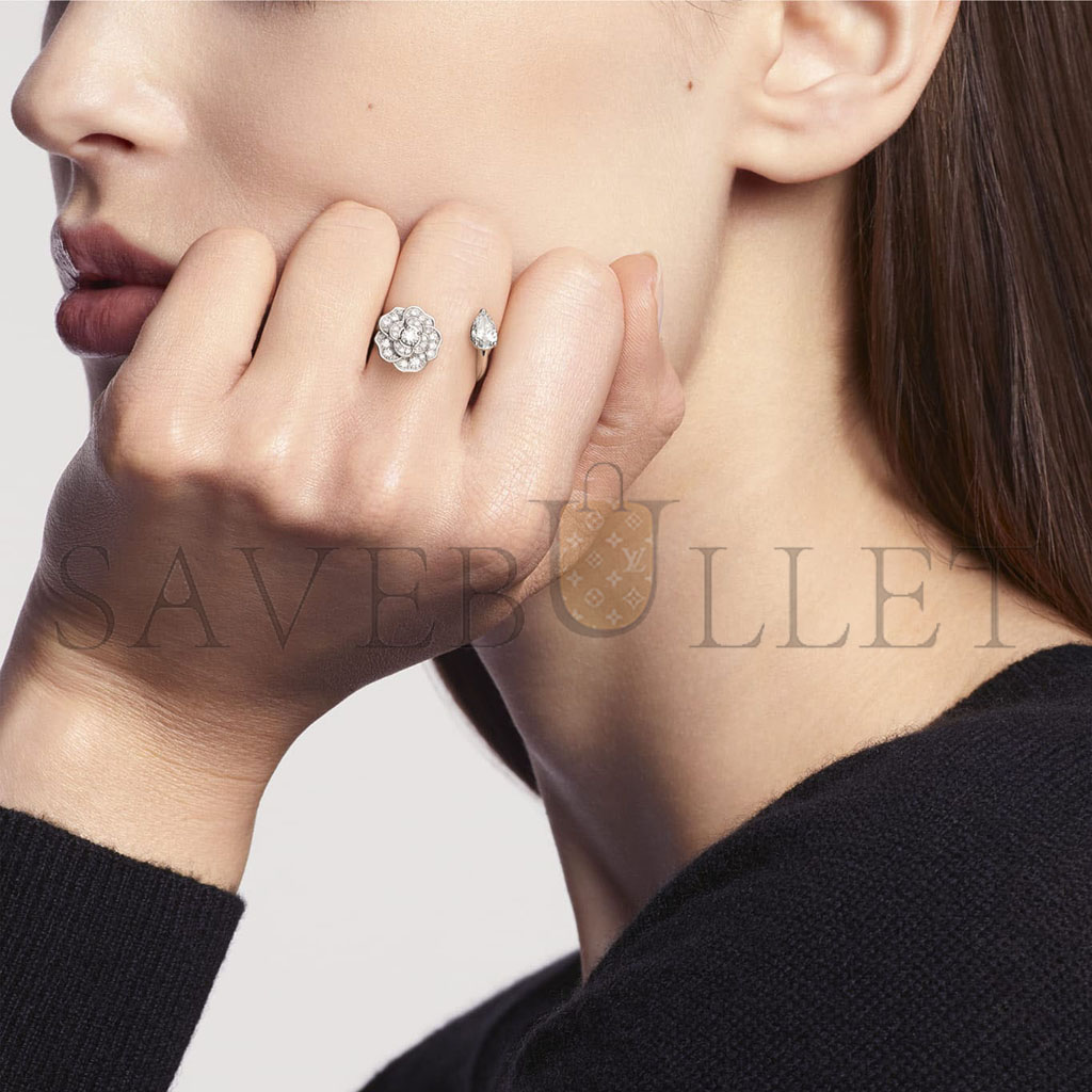 CHANEL CAMÉLIA PRÉCIEUX RING J11334