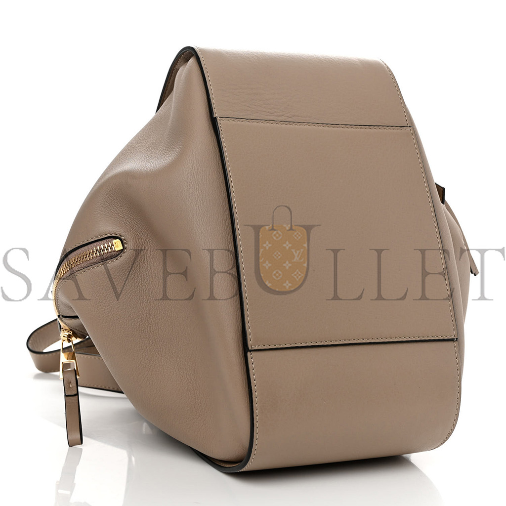 LOEWE CALFSKIN SMALL HAMMOCK SHOULDER BAG SAND (29*23*13cm)