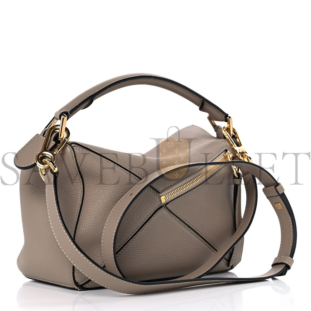 LOEWE GRAINED CALFSKIN SMALL PUZZLE BAG SAND (24*16.5*10.5cm)